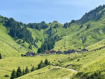 Maison - 80 m² - 5 pièces