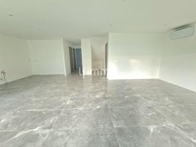 Villa - 145 m² - 4 pièces