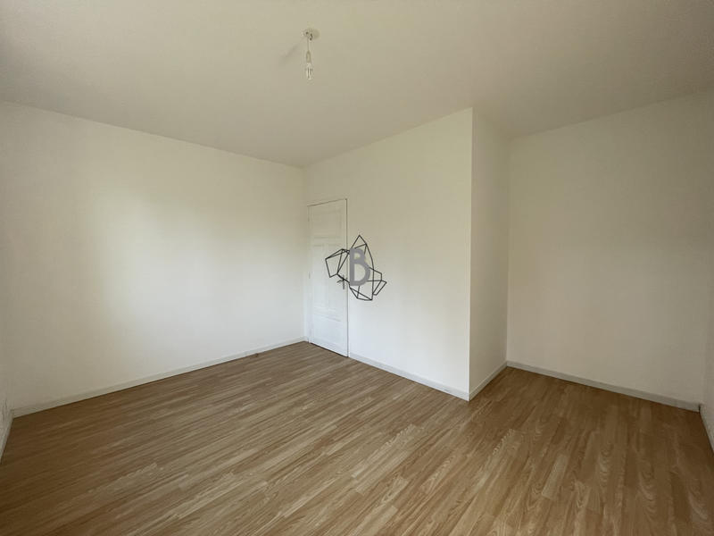 Maison - 111 m² - 3 pièces