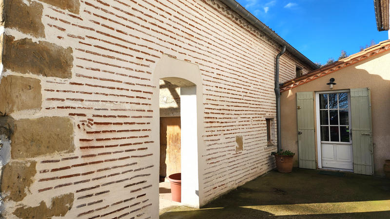 Propriété - 285 m² - 10 pièces