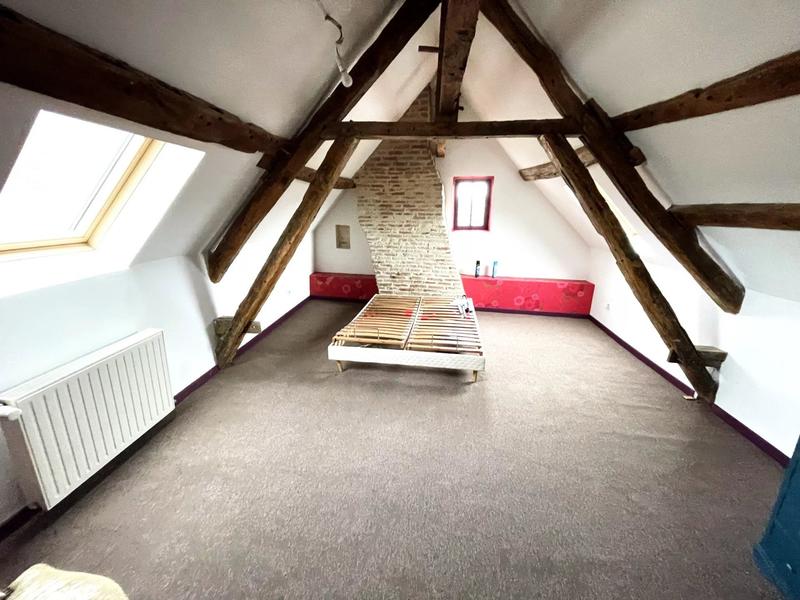 Maison - 225 m² - 6 pièces