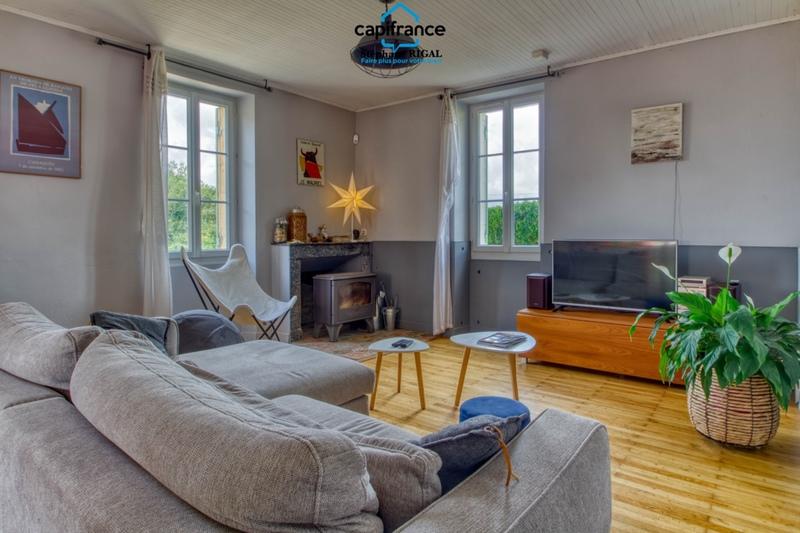 Propriété - 156 m² - 6 pièces