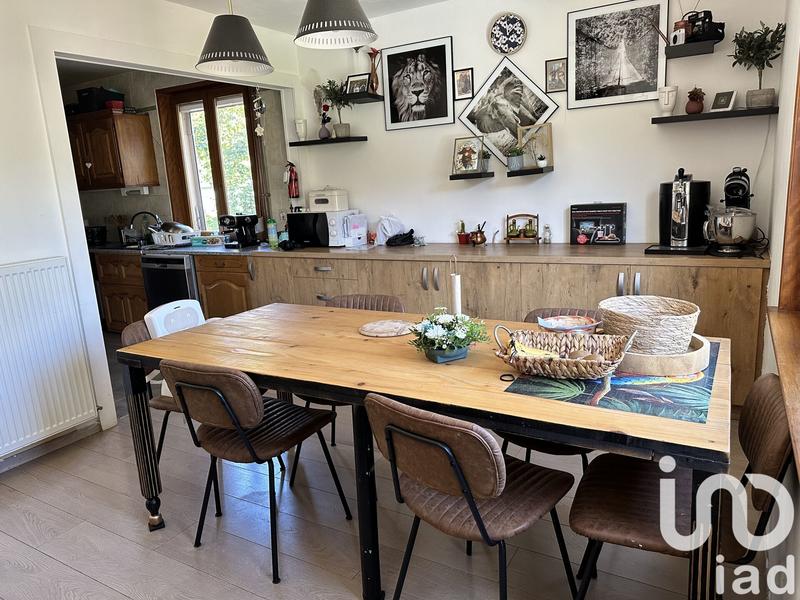 Maison - 168 m² - 8 pièces