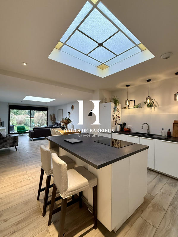 Maison - 135 m² - 5 pièces