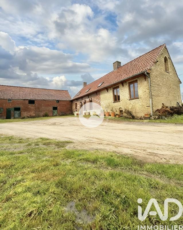 Maison - 220 m² - 7 pièces