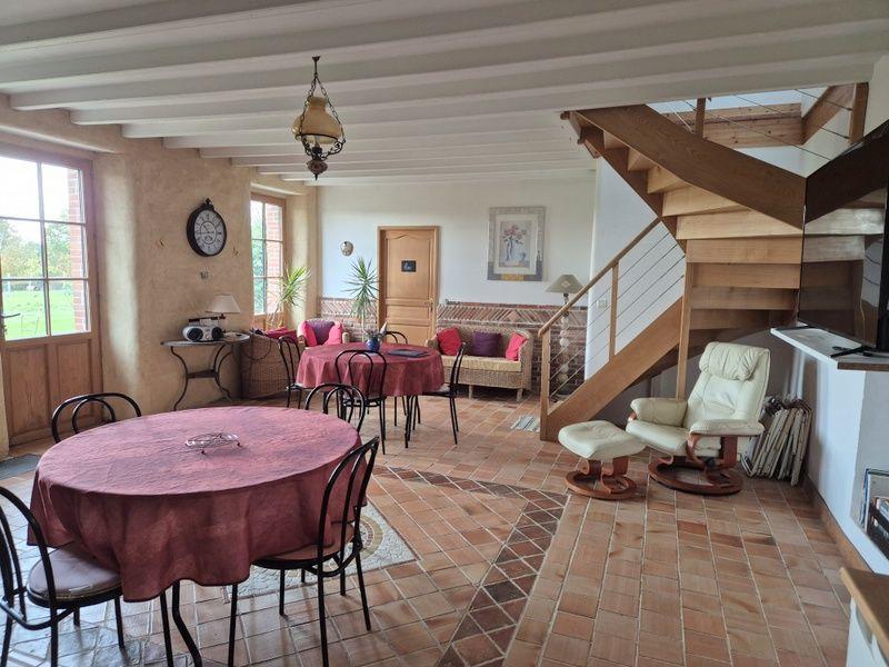 Maison - 233 m² - 7 pièces