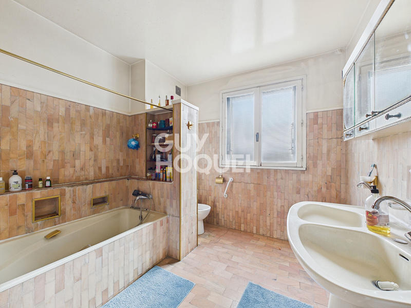 Immeuble - 12 pièces