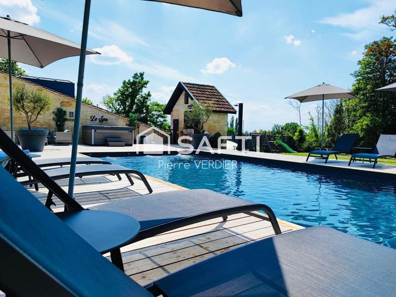 Maison - 500 m² - 16 pièces