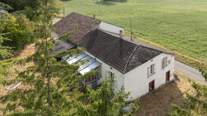 Maison de village - 94 m² - 4 pièces