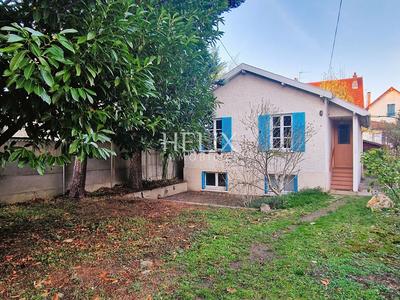 Maison - 75 m² - 4 pièces