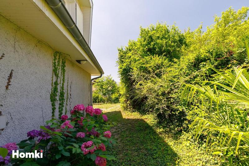 Maison - 140 m² - 6 pièces