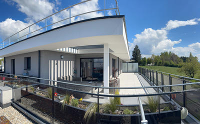 Appartement - 98 m² - 4 pièces