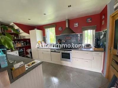 Maison - 134 m² - 6 pièces