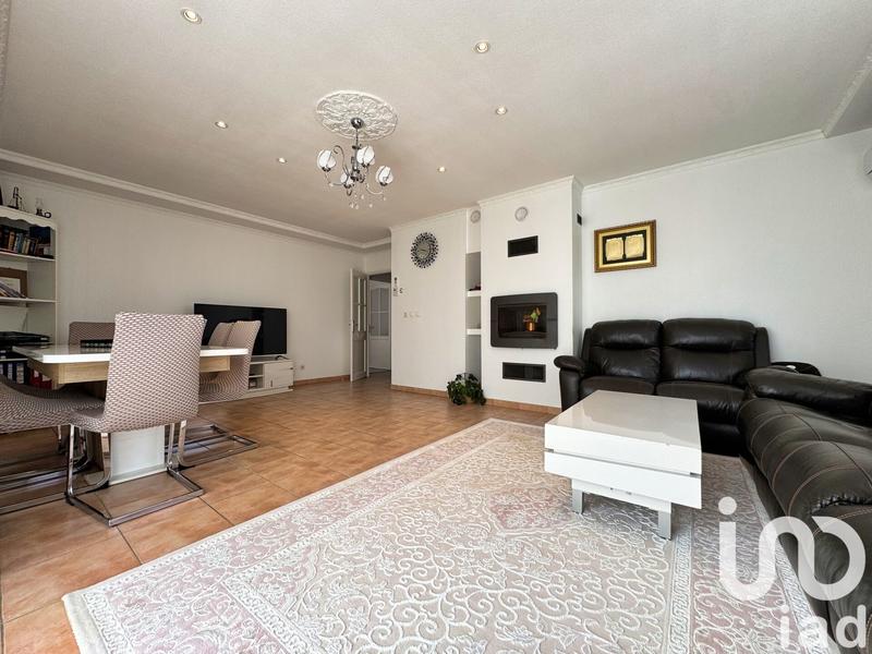 Maison - 225 m² - 7 pièces