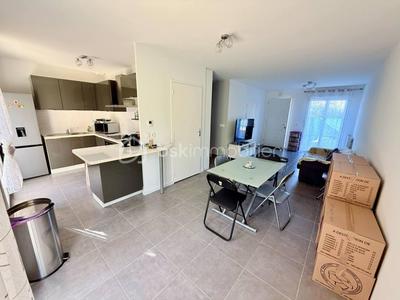 Maison - 80 m² - 5 pièces