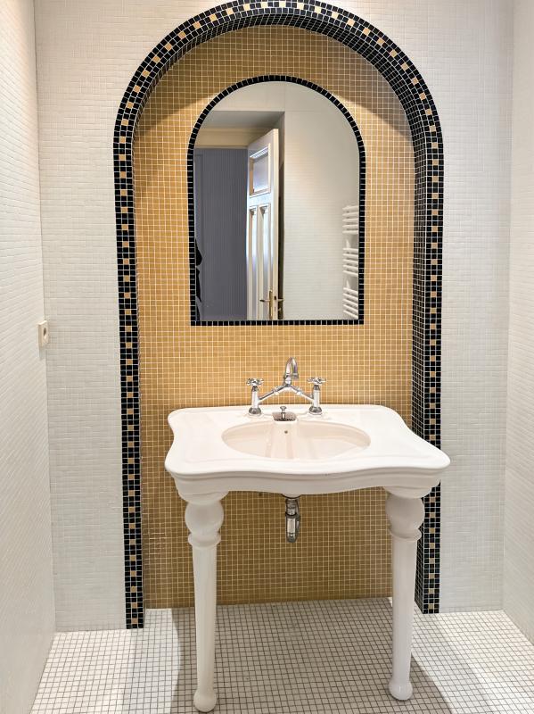 Appartement - 242 m² - 4 pièces