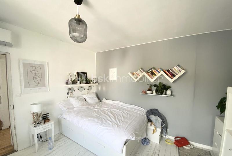 Maison - 180 m² - 6 pièces