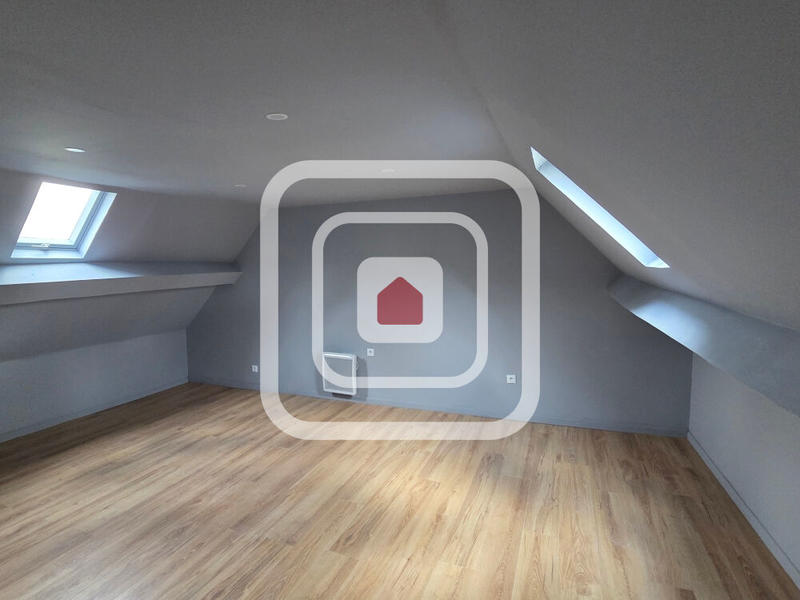 Maison - 70 m² - 5 pièces