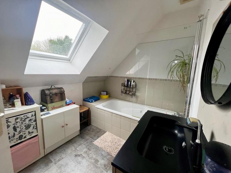 Propriété - 275 m² - 11 pièces