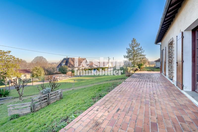 Maison - 140 m² - 6 pièces