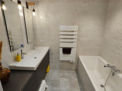 Appartement - 110 m² - 5 pièces