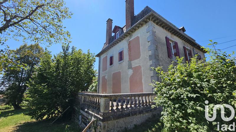 Maison - 205 m² - 7 pièces