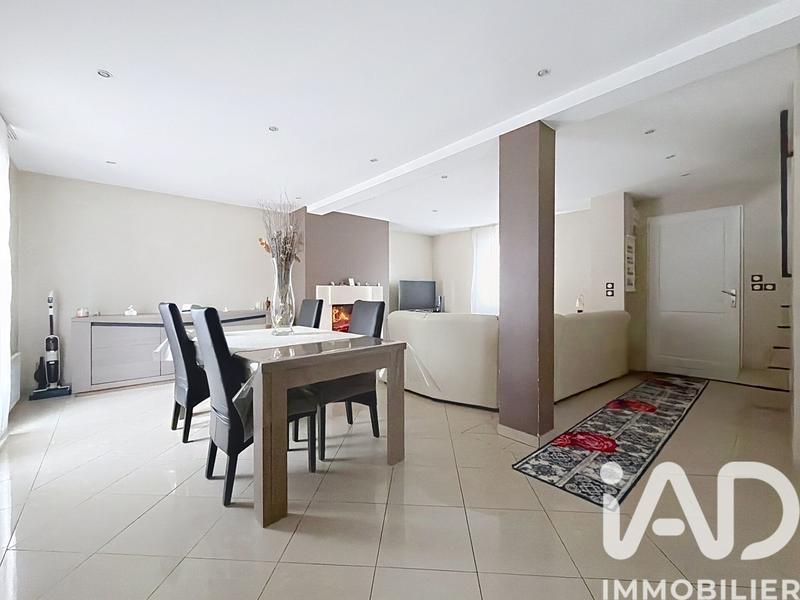 Maison - 118 m² - 7 pièces