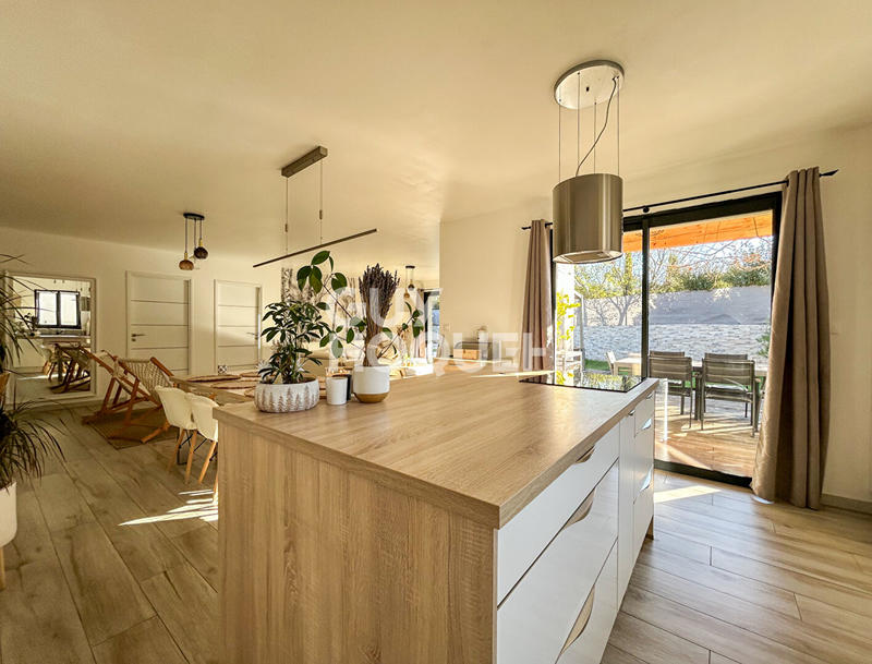 Maison - 107 m² - 4 pièces