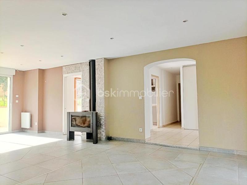 Maison traditionnelle - 136 m² - 5 pièces