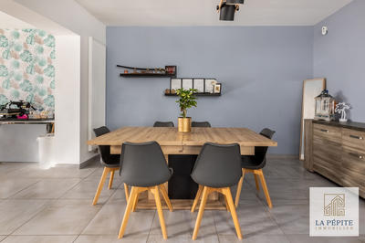 Maison - 195 m² - 7 pièces