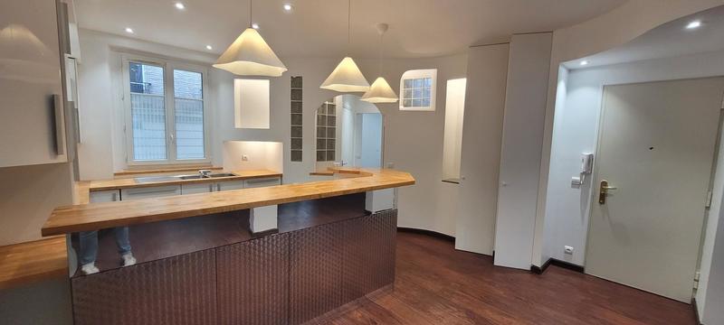 Appartement - 81 m² - 3 pièces