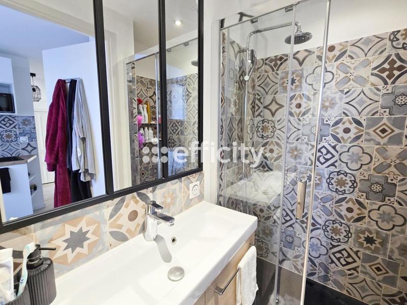 Appartement - 50 m² - 2 pièces