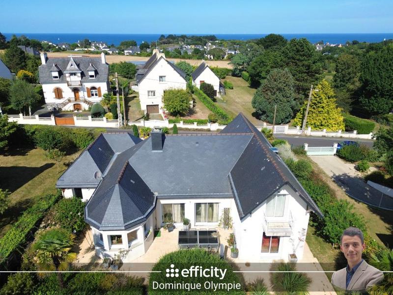 Maison - 155 m² - 8 pièces