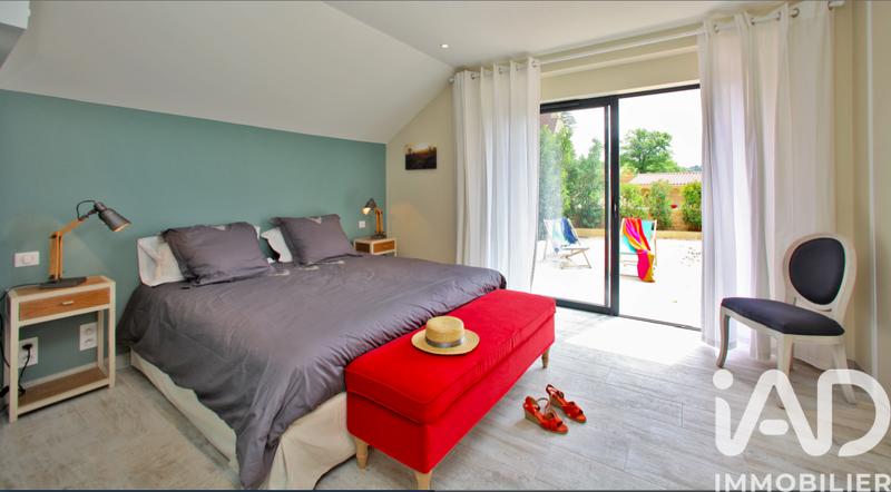 Maison - 760 m² - 21 pièces