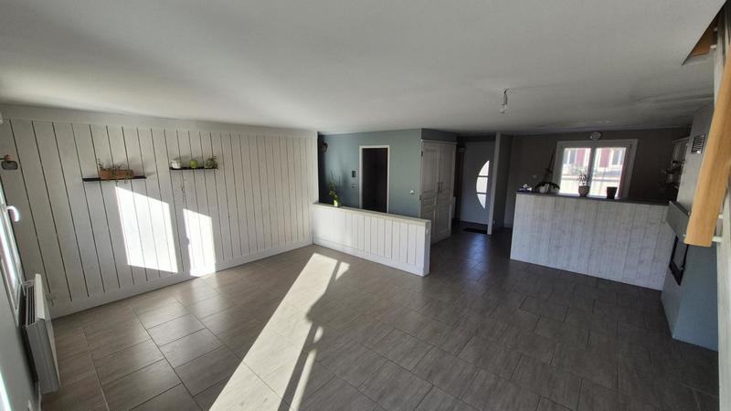 Maison - 99 m² - 5 pièces