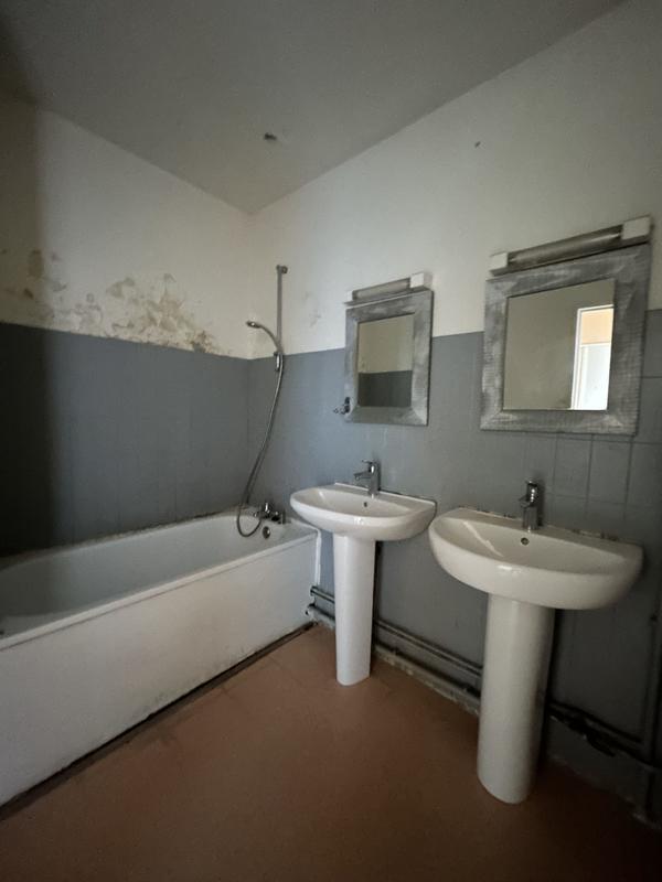 Appartement - 79 m² - 4 pièces