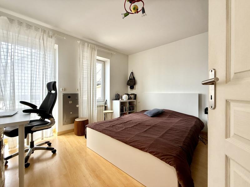 Maison - 195 m² - 10 pièces