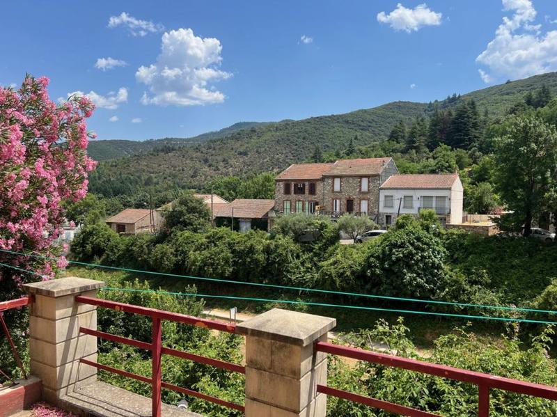 Maison de village - 114 m² - 7 pièces