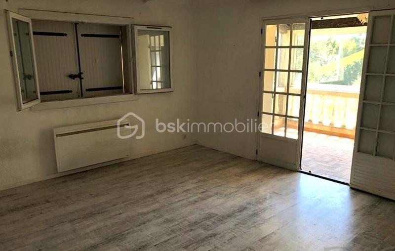 Demeure - 410 m² - 14 pièces