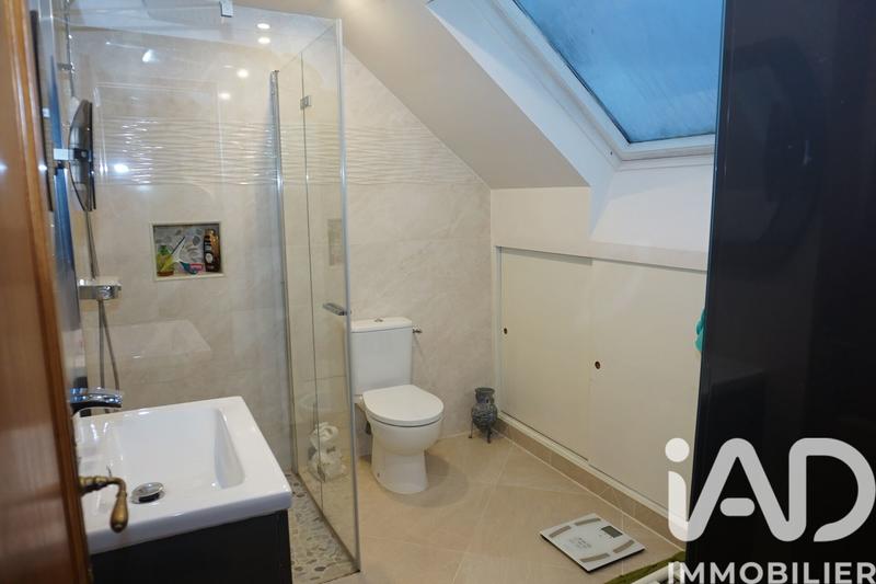 Maison - 158 m² - 6 pièces