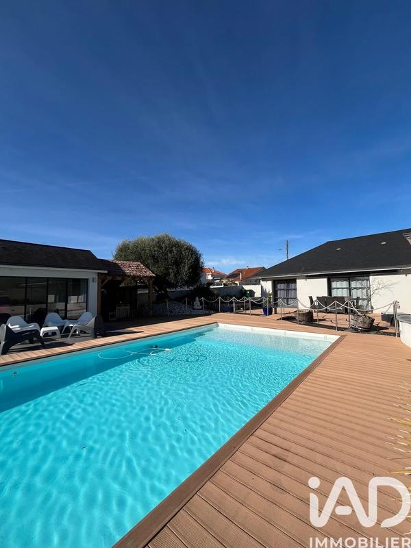 Maison - 190 m² - 7 pièces