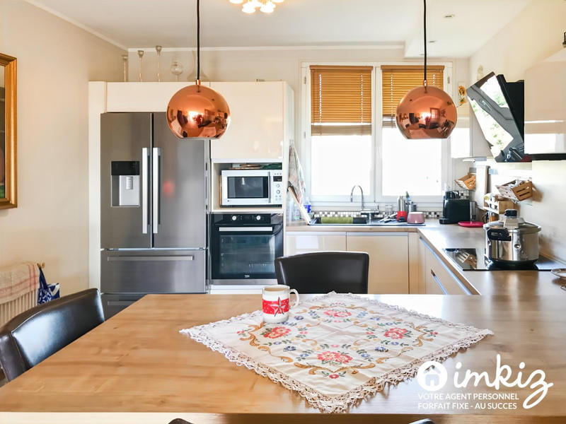 Appartement - 82 m² - 4 pièces