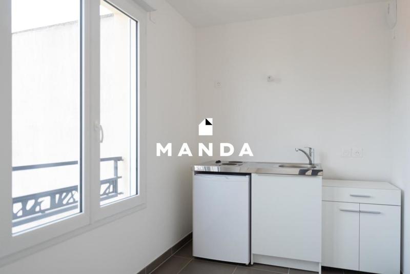 Studio - 27 m² - 1 pièce