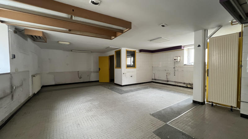 Local commercial - 115 m²