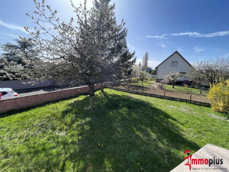 Maison - 102 m² - 5 pièces