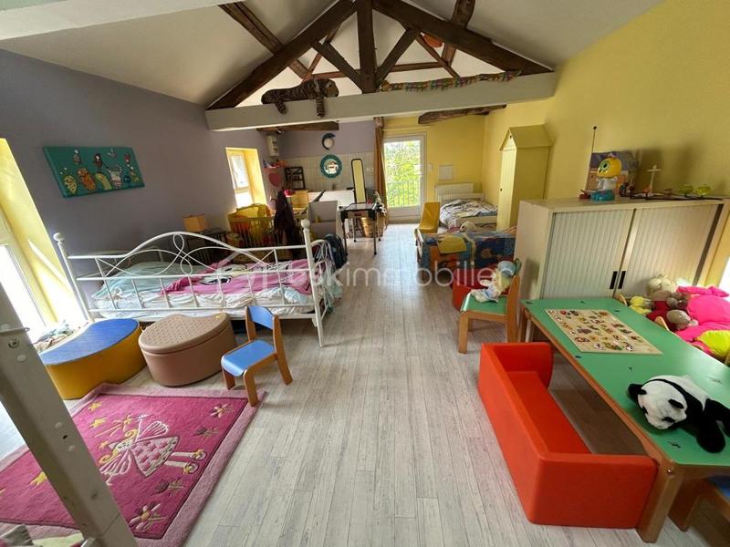 Maison de ville - 280 m² - 8 pièces