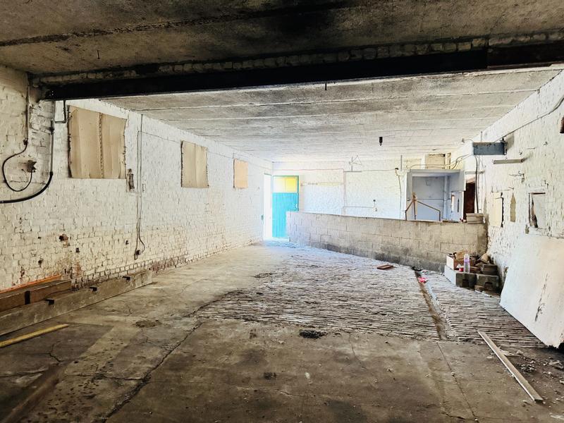 Maison - 234 m² - 1 pièce