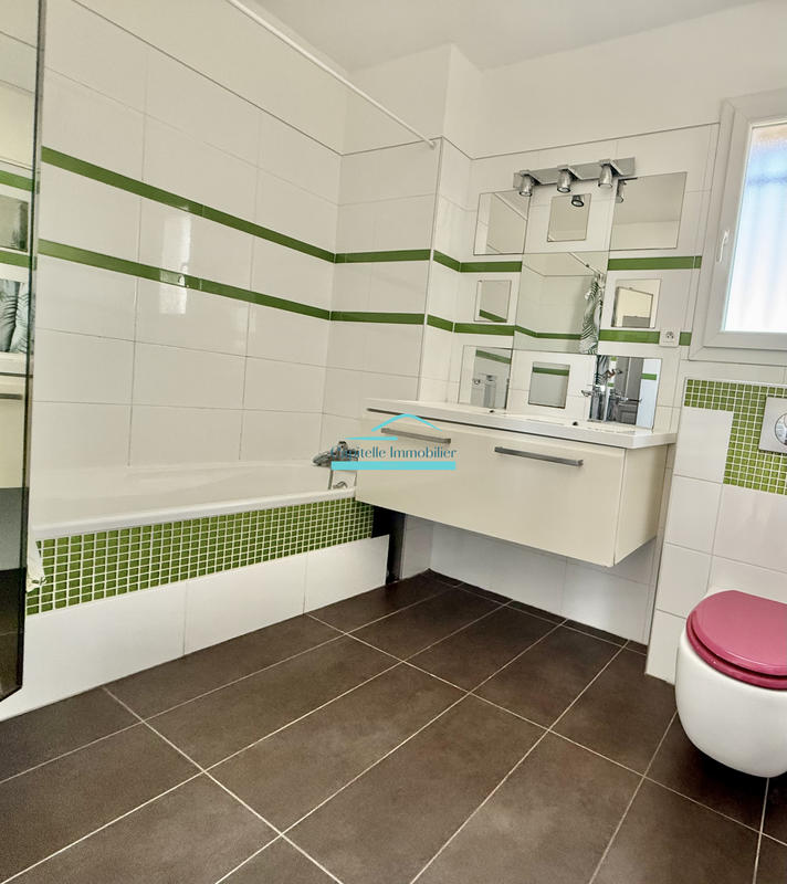 Villa - 100 m² - 4 pièces