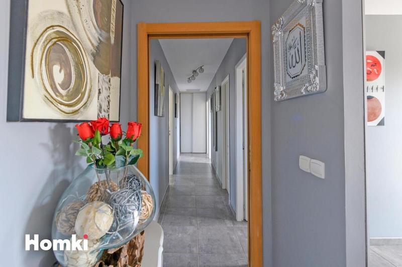 Villa - 141 m² - 5 pièces