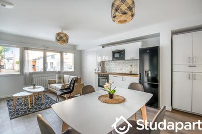 Chambre - 11 m² - 1 pièce